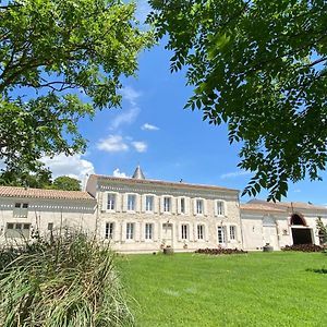 カステルノーダリ Domaine De Lanis - Maison D'Hotes Avec Parc Et Piscine Bed & Breakfast Exterior photo