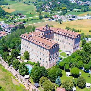 Montaldo Castle & Resort Montaldo Torinese Exterior photo