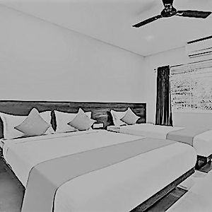 Fabhotel Inn & Suites バンガロール Exterior photo