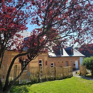 Auffay Les Fabulettes Bed & Breakfast Exterior photo