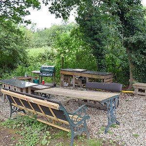 Yalding Shepherds Hut 1 At Laddingford - Uk32531ヴィラ Exterior photo