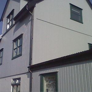 Petursborg I Torshavnアパートメント Exterior photo