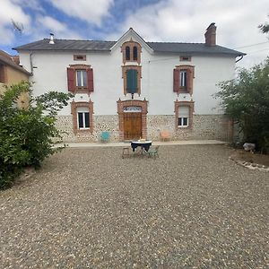 ホテル Les Jardins De L'Imaginaire Monségur Exterior photo