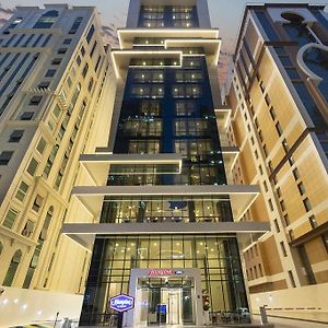 ホテル Hampton By Hilton Doha Old Town Exterior photo