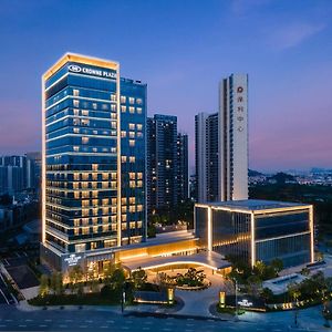 Crowne Plaza Jiangmen Binjiang, An Ihg Hotel Exterior photo