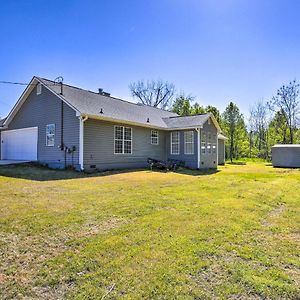 Quiet Lawrenceville Home Near Shopping And Parks! Exterior photo