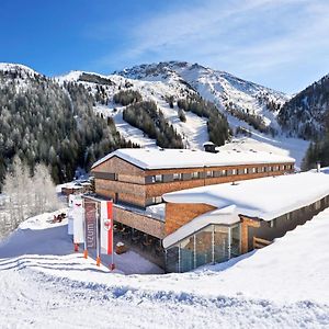 ホテル Lizum 1600 | Kompetenzzentrum Snowsport Tirol アクサマー・リツム Exterior photo