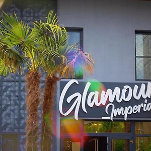 Hotel Glamour Imperial ブザウ Exterior photo