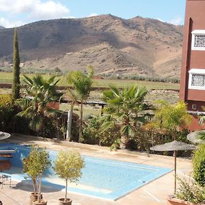 ホテル Auberge Kasbah Amoun タリオウイネ Exterior photo