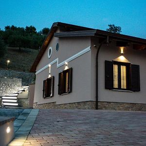 L'Antica Fontana - Casa Vacanze B&B ヴィッジャネッロ Exterior photo