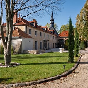 Bonnelles Le Clocher De La Duchesse Bed & Breakfast Exterior photo