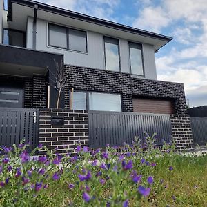 Brand New House - Mordern Home And Great Location サンシャイン Exterior photo