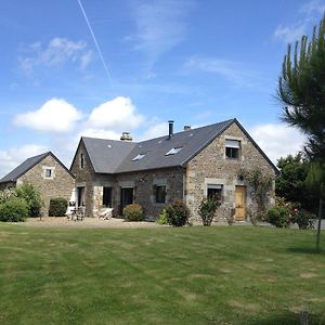 Dragey Le Clos Saint Jean Bed & Breakfast Exterior photo