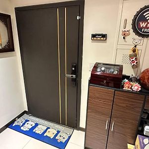 WuqiMinghow'S House 清水海線溫馨客房有雙人床位、電視、冷氣、獨立衣櫃アパートメント Exterior photo