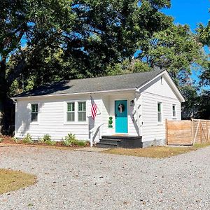 Coastal Bungalow - New 2 Bedrooms - Mt Pleasant チャールストン Exterior photo