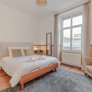 Appartement Spacieux Avec Cour Parfait Pour Famille Et Amis ランス Exterior photo