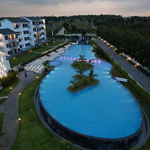 Sportico Resort Bangalore Malur Exterior photo