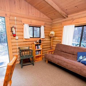 ビッグフォーク Experience Montana - Seasonal Cabins #2, 3, 4 & 5ヴィラ Exterior photo