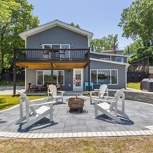 Landmark Lakehouse - Luxury Living In Plx アクロン Exterior photo
