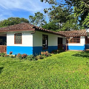 Finca La Esperanza - Cabana Villa Coqui ソコロ Exterior photo