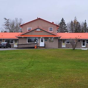 Sherbrooke Village Inn Exterior photo