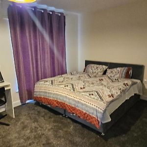 1 Bedroom En Suite Ashland, Milton Keynes ブレッチリー Exterior photo