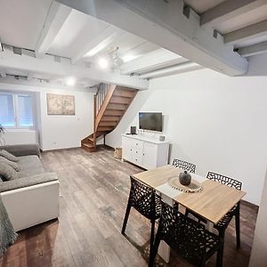 Appartement Au Centre-Ville ショーモン Exterior photo