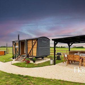 One Of A Kind Shepherds Hut With Incredible Views テーム Exterior photo