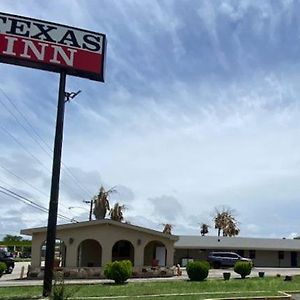 Texas Inn シギーン Exterior photo