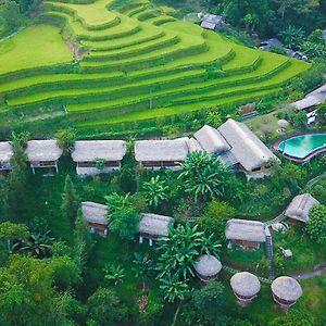 ホテル Bungalow Hoang Su Phi Exterior photo