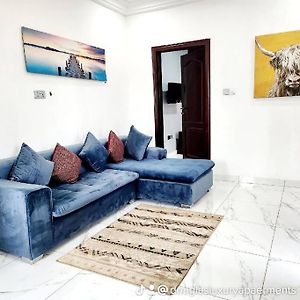 Commander Place Accra-Urban Budget Living 1,2-Beds In Oyarifa, Wifi, 5Star Service, 35Mins To Airport, By Dla Exterior photo