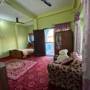 Pujan'S Homestay バラトプル Exterior photo