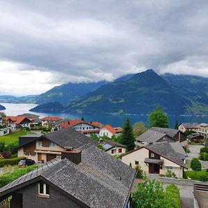 Two-Bedroom Apartment For 4-5 Guests With Lake And Mountain Views エメッテン Exterior photo