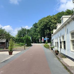 ルーネン・アーン・デ・フェヒト Huisje Aan De Vechtヴィラ Exterior photo