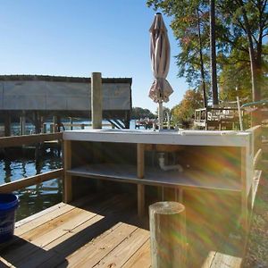 Reedville Waterfront House With Private Dock And Fishingヴィラ Exterior photo