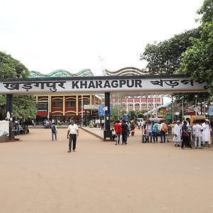 ホテル Rail Nest Kharagpur Exterior photo