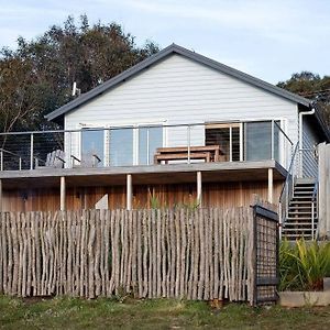 Alonnah Bruny Boathouse Bed & Breakfast Exterior photo