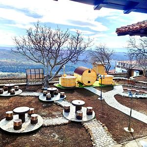 Holiday Complex Arbanaski Style-Panoramic View, Jacuzzi, Sauna, Children'S Park, Tavern ヴェリコ・タルノヴォ Exterior photo