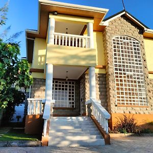 Athi River Monisa House Bed & Breakfast Exterior photo