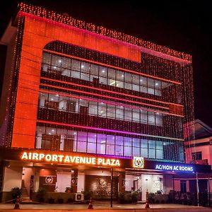 ホテル Airport Avenue Plaza Cochin Airport ネドゥムバセリー Exterior photo