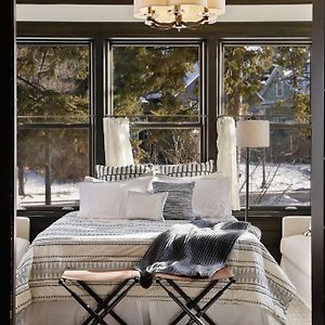 Luxury 6600 Sq.Ft Stunning Home/Sleeps 10+ ミネアポリス Exterior photo