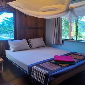 Bong'S Guesthouse M'Pai Bay ロンサレム島 Exterior photo