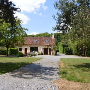 Gite Avec Piscine, Sports Et Nature Pres De George Sand, Mouhers - Fr-1-591-64ヴィラ Exterior photo