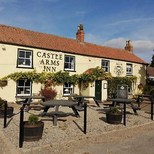 The Castle Arms Inn ベデール Exterior photo