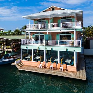 Bocas Paradise Hotel ボカス・タウン Exterior photo