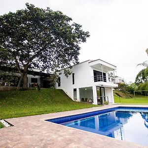 ペレイラ¡Casa Con Piscina La Maria! Dias Inolvidablesアパートメント Exterior photo