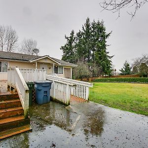 Spacious Lakewood Home - 10 Mi To Downtown Tacoma! Exterior photo