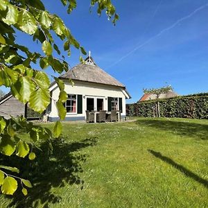 Sint Nicolaasga House With A Terrace Near Langweerder Wielenヴィラ Exterior photo