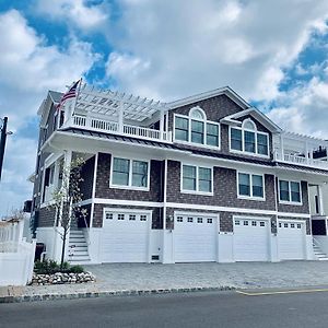 New Townhouse - Close To All Beach Haven Has To Offer! Exterior photo