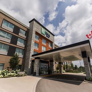 Holiday Inn Express & Suites - ウェランド Exterior photo